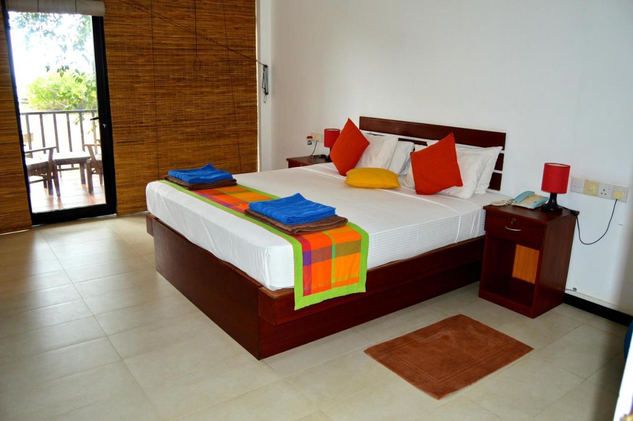 Welle Wadiya Beach Villa Kalpitiya Buitenkant foto