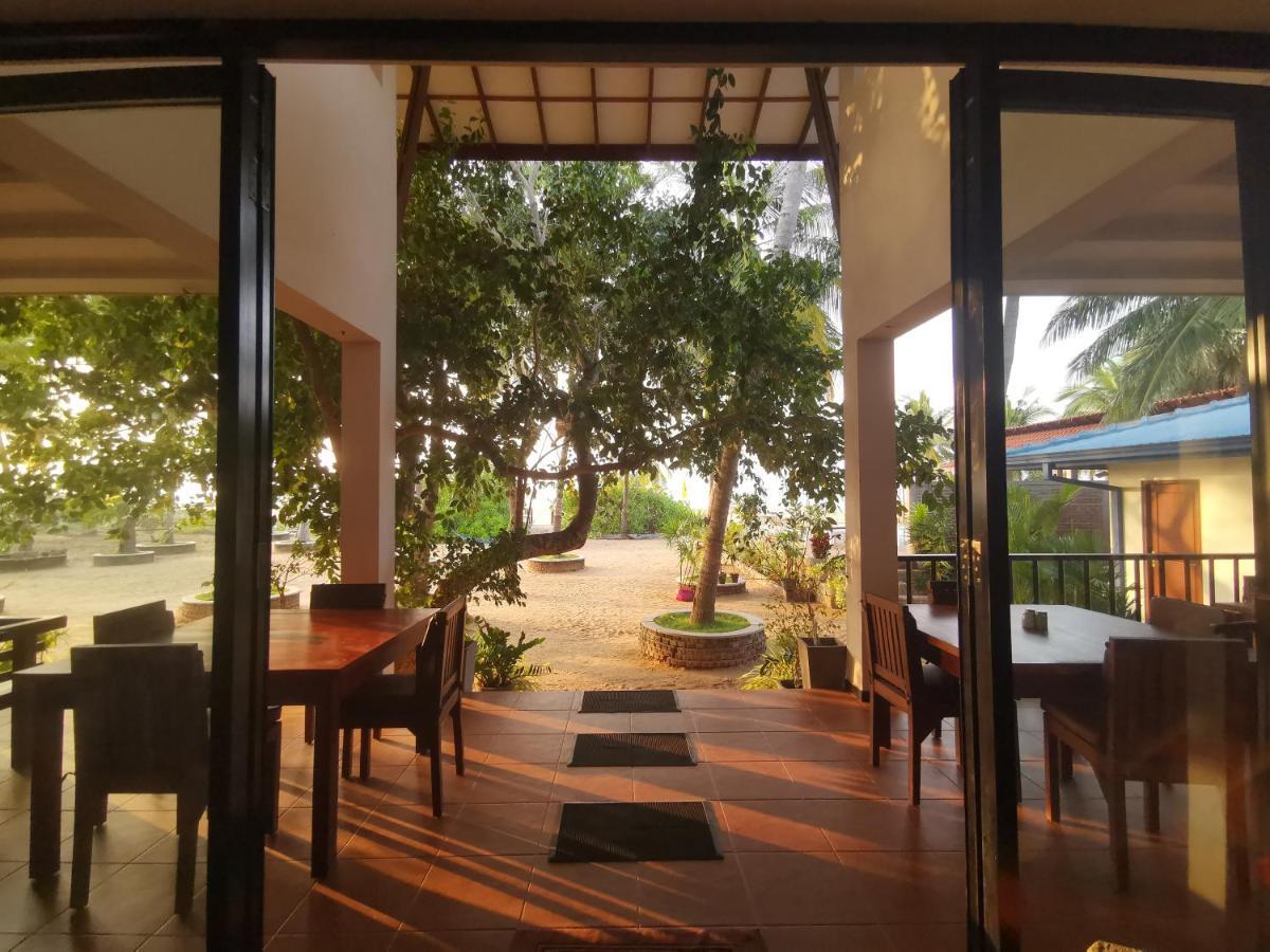 Welle Wadiya Beach Villa Kalpitiya Buitenkant foto